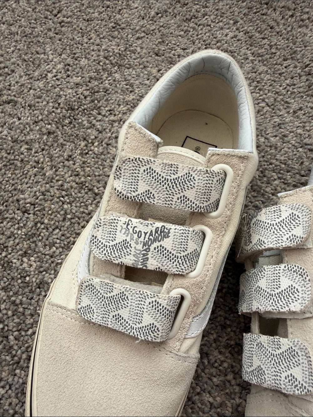 Custom Vans - Goyard - Picture 2 of 7